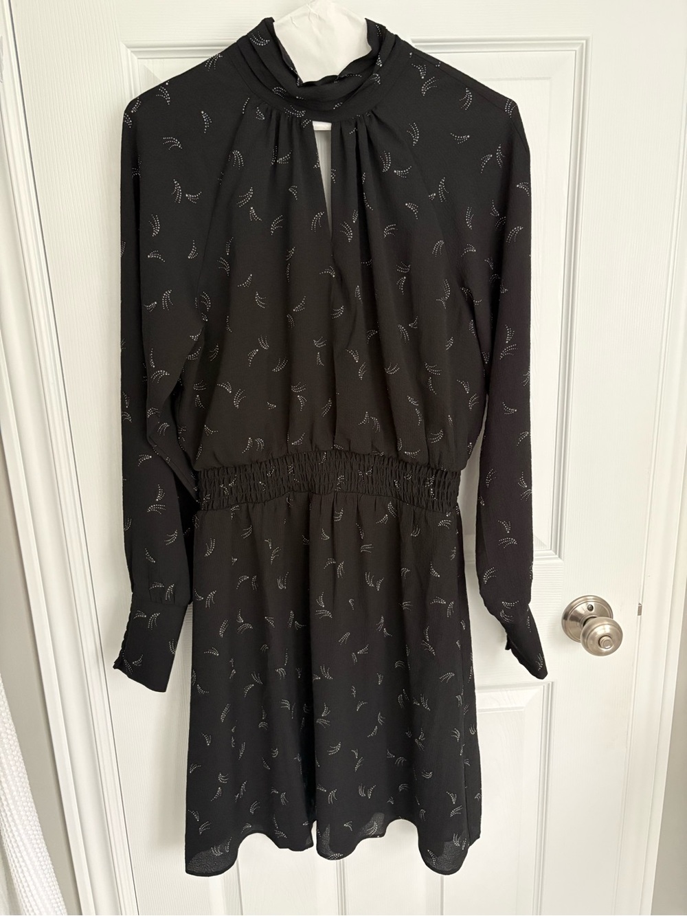 Reitmans Black Long-Sleeve Keyhole Dress with Subtle Silver Print